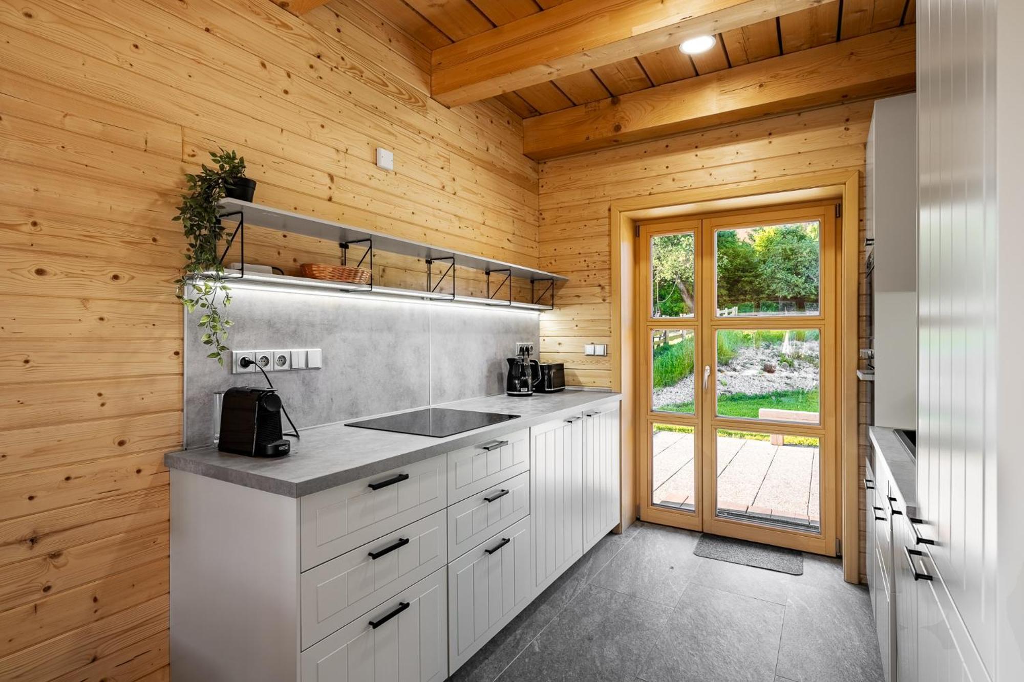 Gabreta Apartments Stachy Екстериор снимка