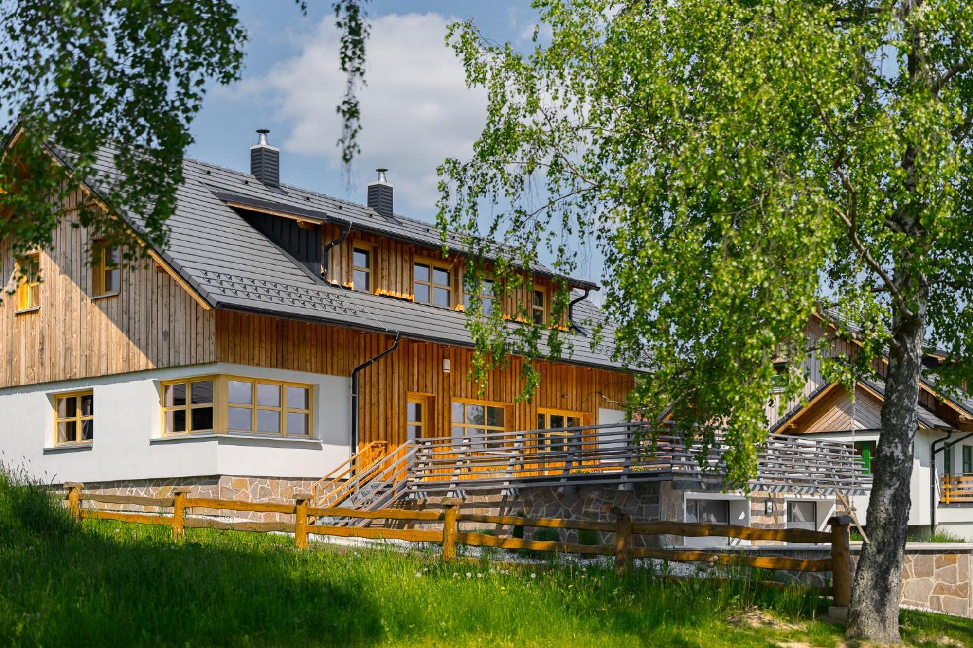 Gabreta Apartments Stachy Екстериор снимка